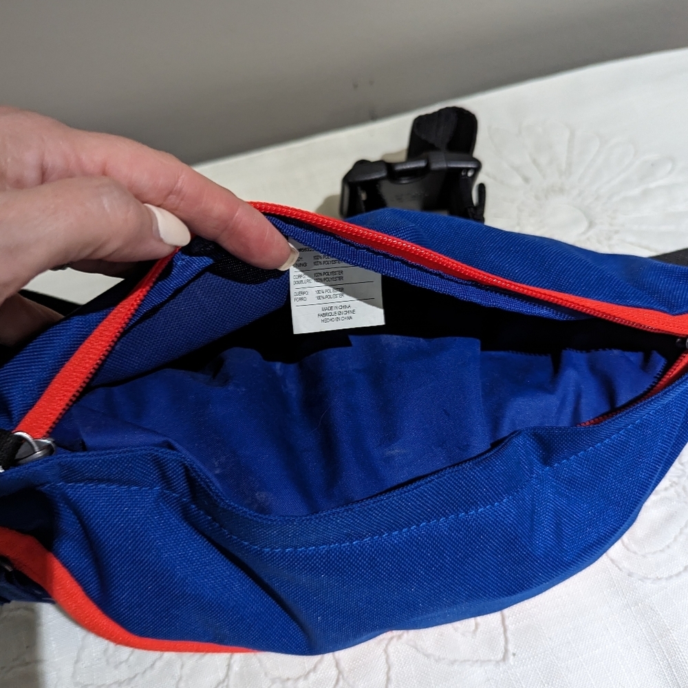 Nike Heritage Cross Body / Hip Pack - Picture 6 of 10